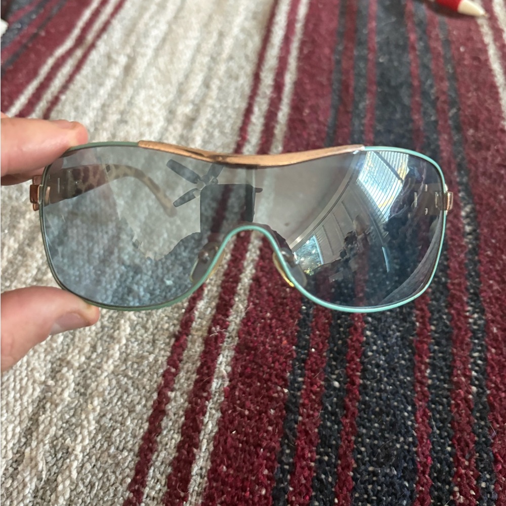 Rocawear Oversized Leopard Shield Sunglasses Gold Chain Detail